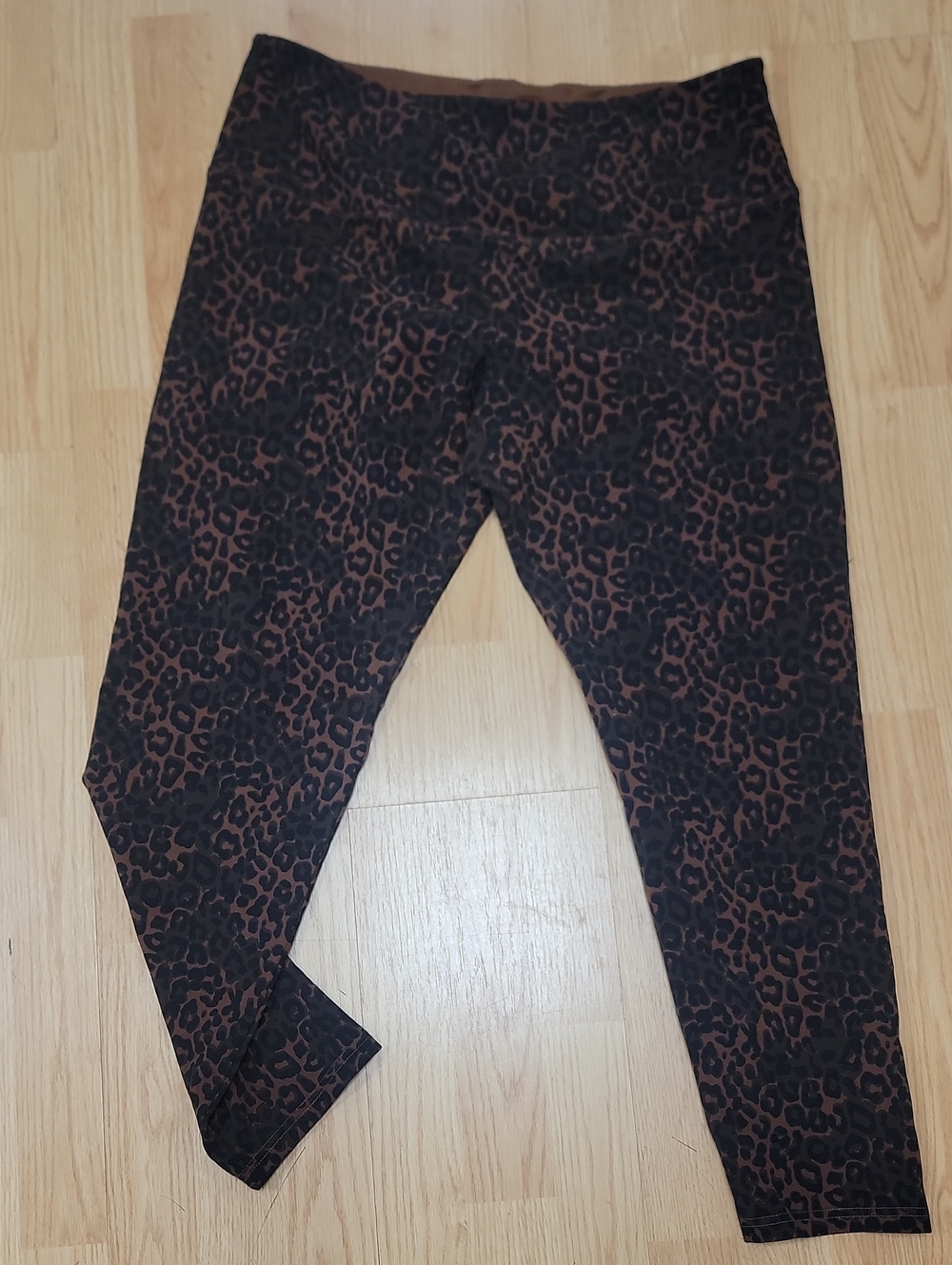 Women's Leopard Print Leggings - Brown/Black